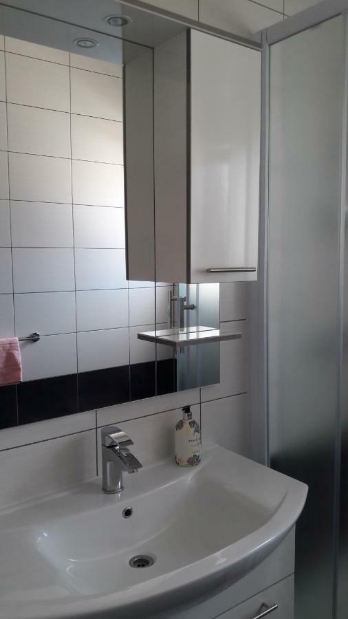 Vila Rosa Appartement Sevid Buitenkant foto